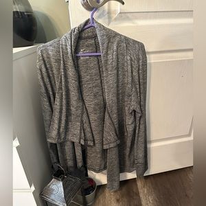 Nike dry fit cardigan size medium barely worn